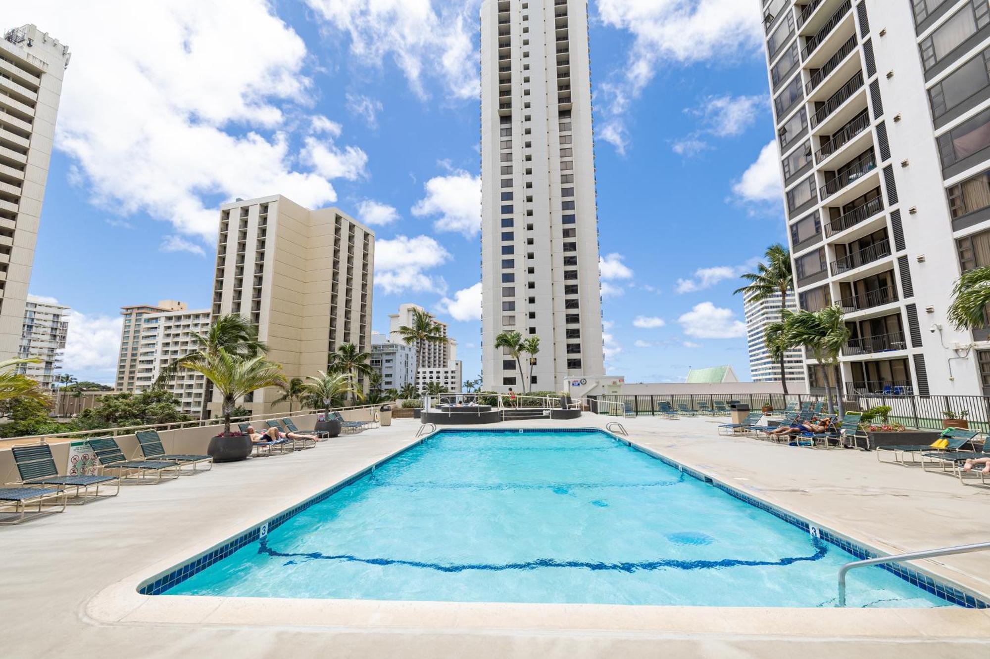 Great Ocean View Condo, Near Beach With Free Parking! Honolulu Eksteriør billede