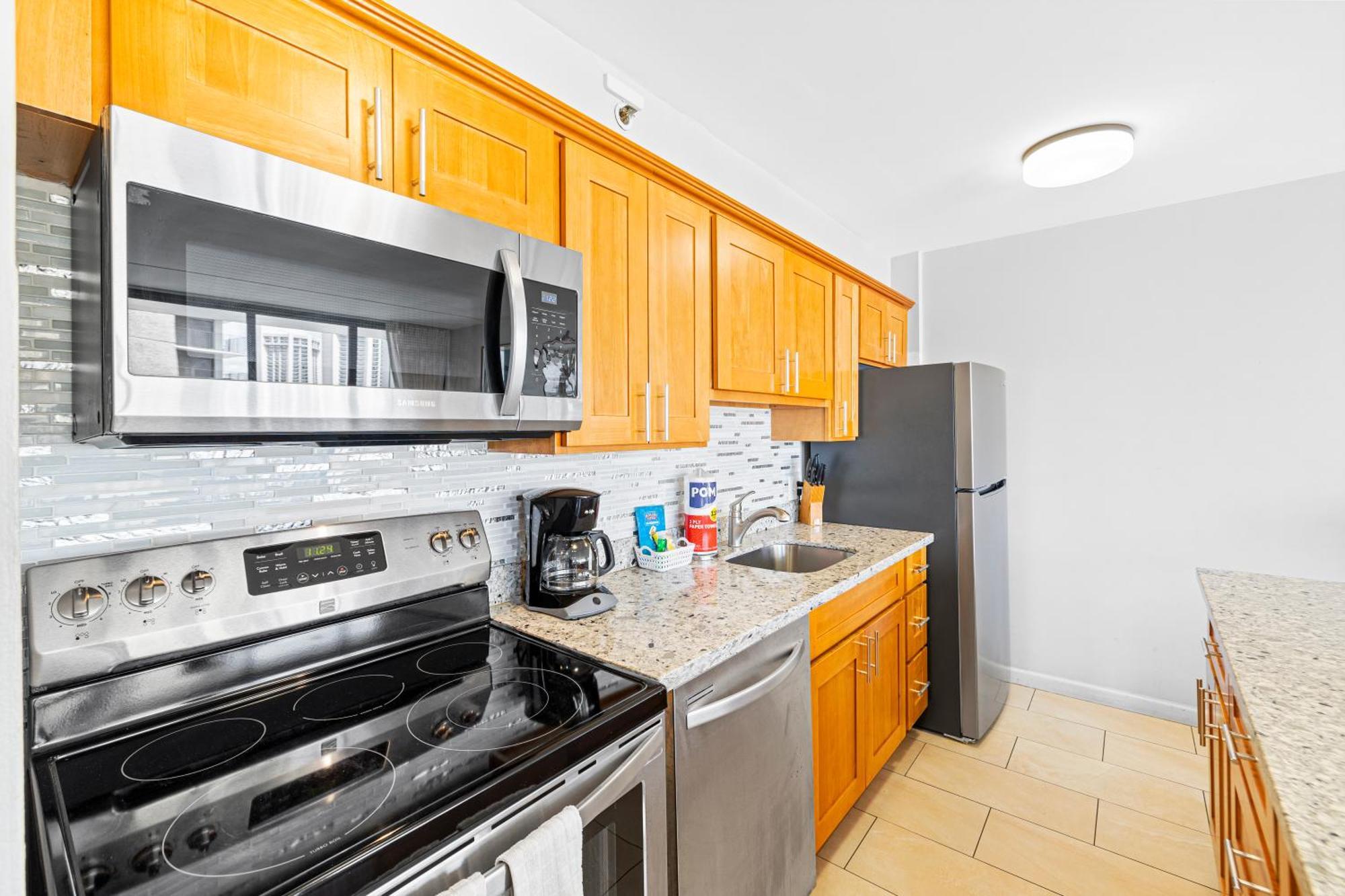 Great Ocean View Condo, Near Beach With Free Parking! Honolulu Eksteriør billede